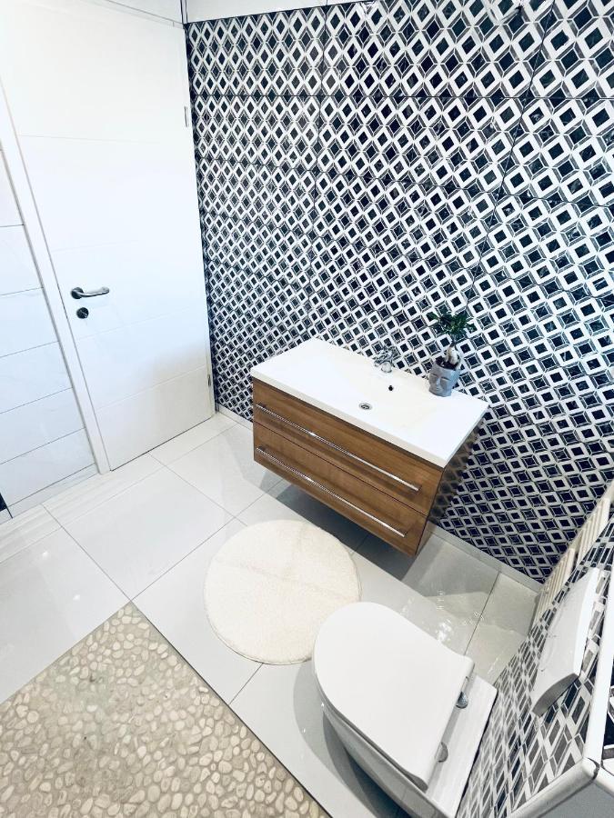 Luxe Apartment